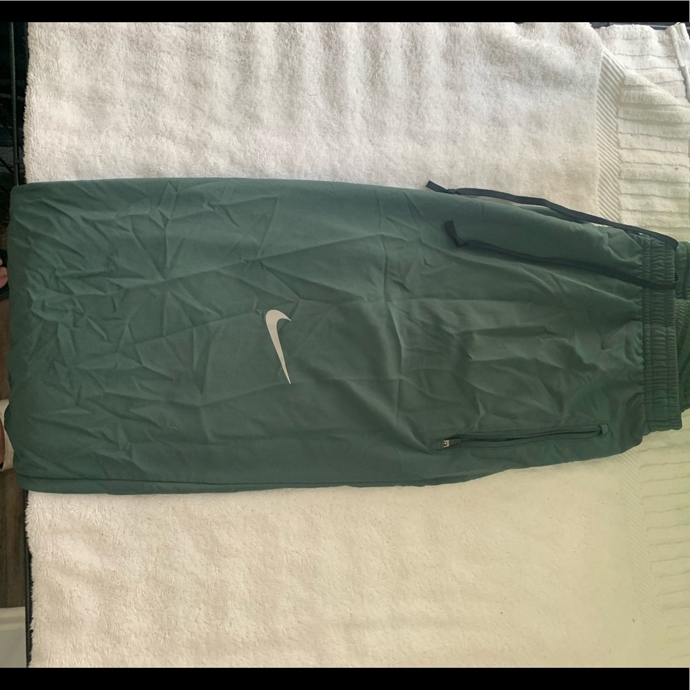 Nike dri fit joggers